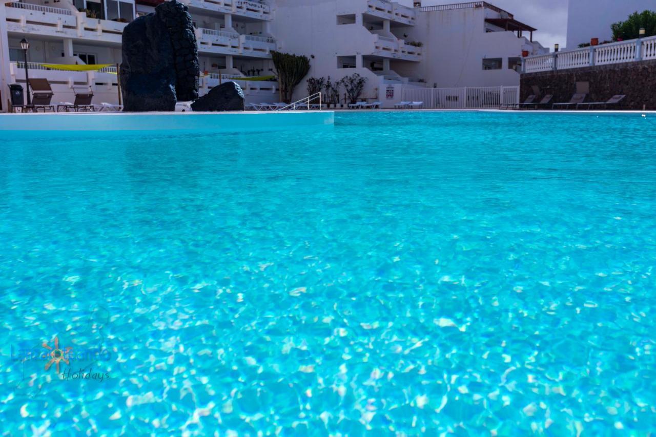 Vivienda Vacacional Rose Costa Teguise Kültér fotó