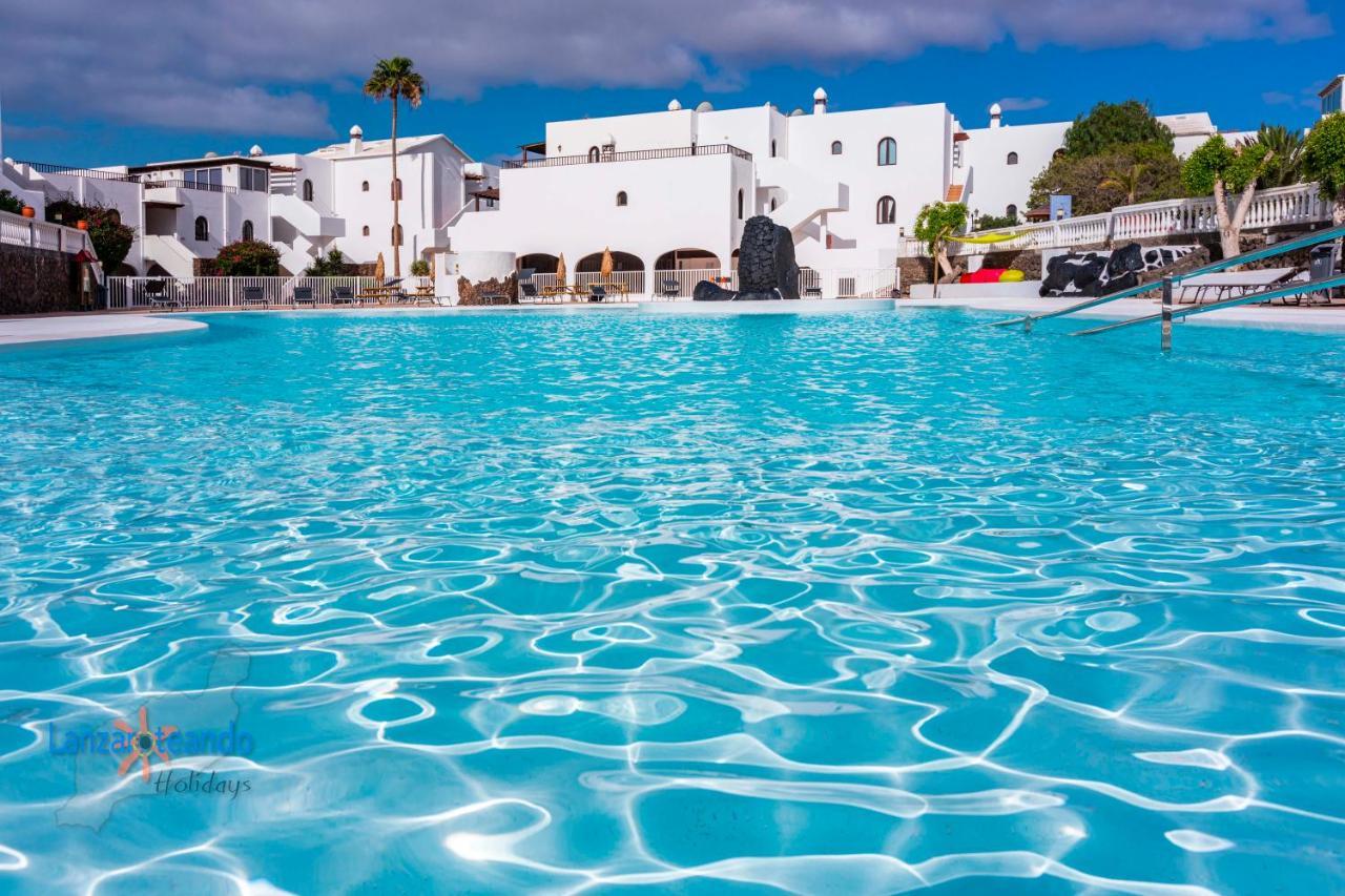 Vivienda Vacacional Rose Costa Teguise Kültér fotó