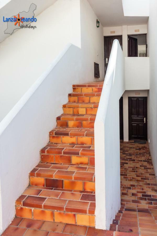Vivienda Vacacional Rose Costa Teguise Kültér fotó